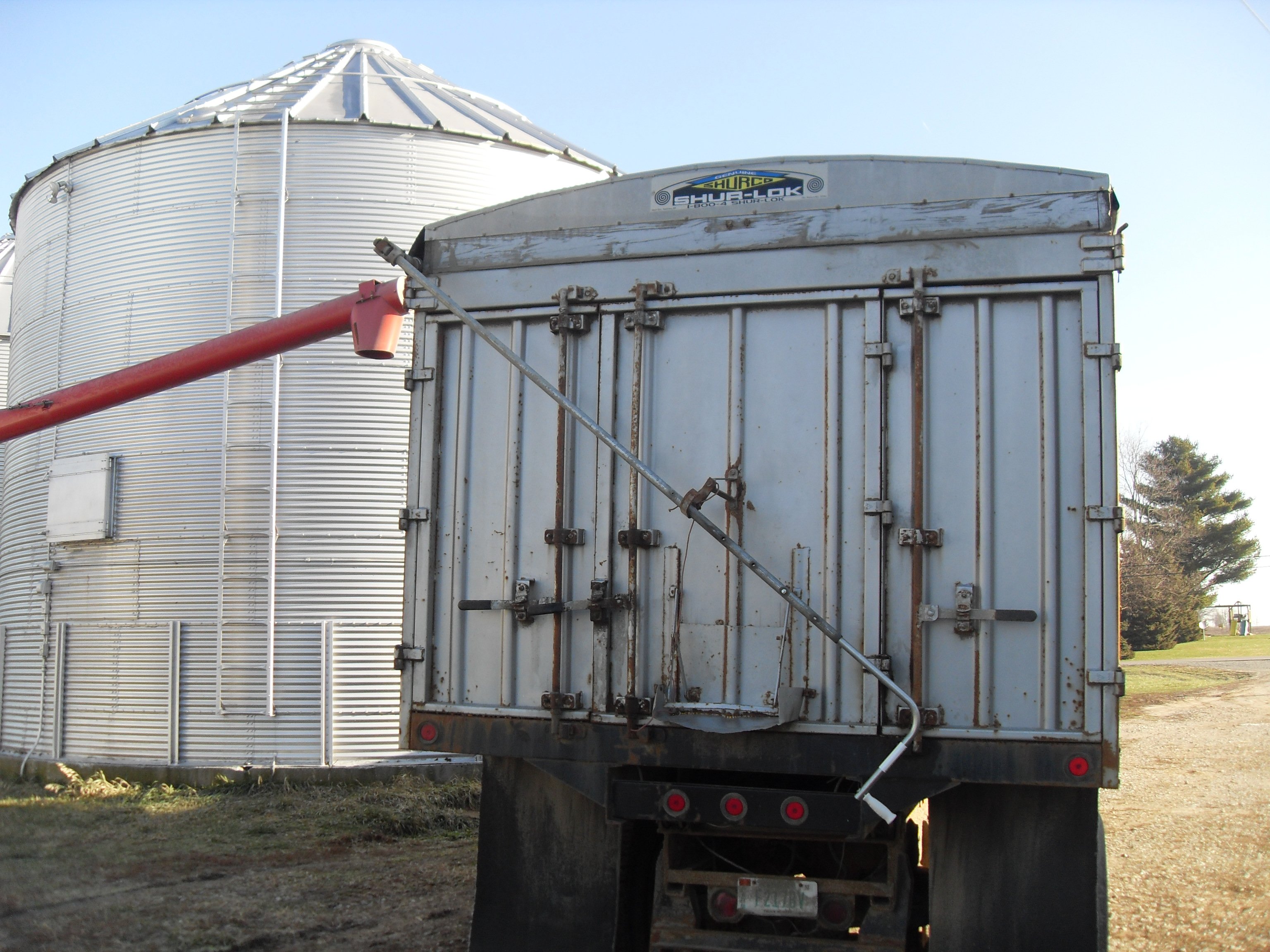Property photo 5 - Railsback Farm Equipment Auction